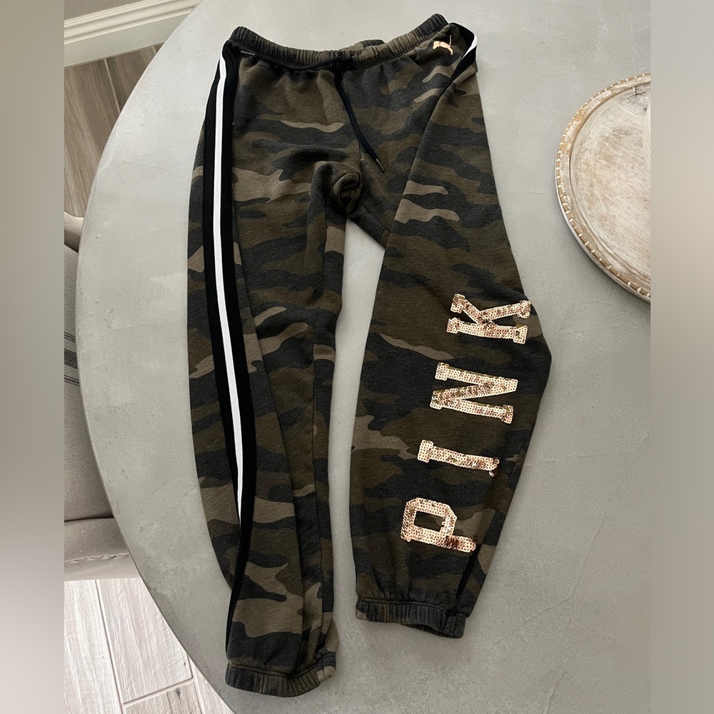 PINK Victoria's Secret Camo Joggers